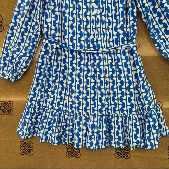 Zara Blue/White Geometric Belted Mini Dress Size XS
Excellent Condition - Picture 12 of 16